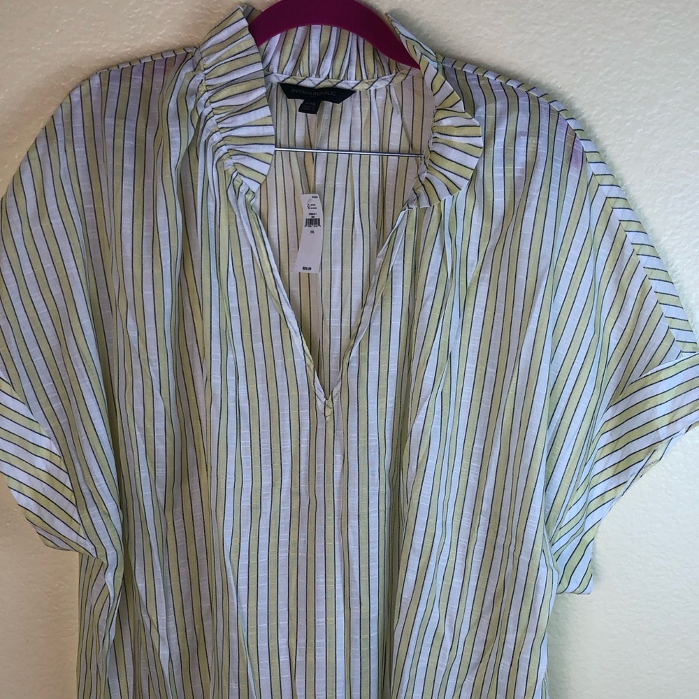 Banana Republic White Yellow Striped Short Sleeve Ruffle Collar V-Neck Blouse - Picture 3 of 9